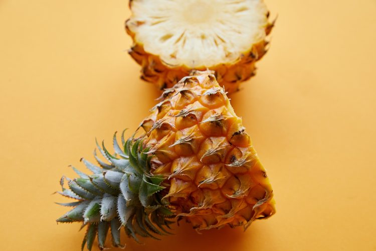 Sok z ananasa - tropikalne źródło zdrowia i orzeźwienia