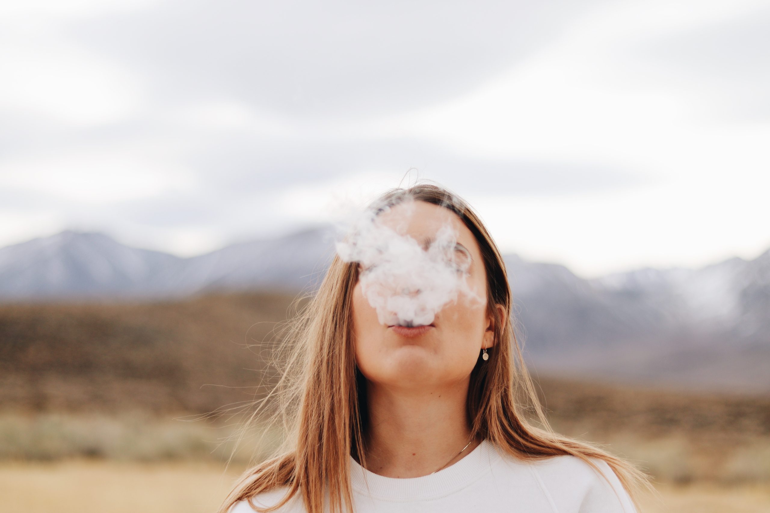 Czy hipnoza pomaga w rzuceniu palenia?